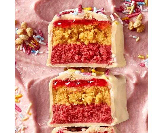 Myprotein Layered Protein Bar 60 g Vanilla Birthday Cake, image , зображення 2